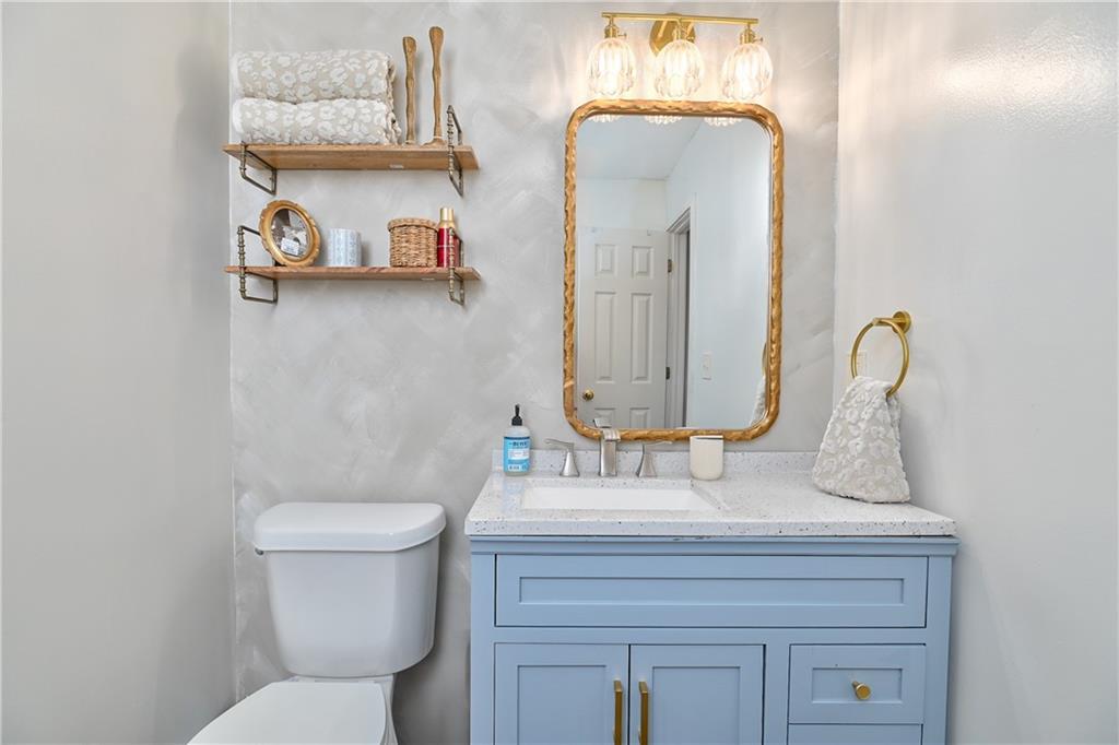 8006 South Church Road Pleasant Valley, MO 64068 - Photo 20 of 34