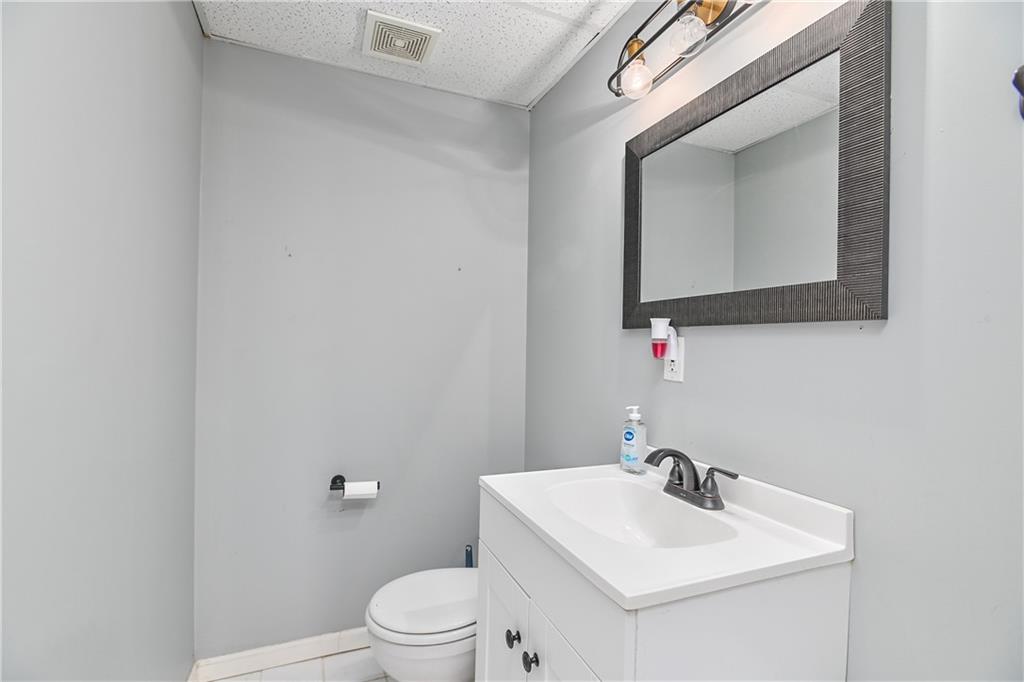 8006 South Church Road Pleasant Valley, MO 64068 - Photo 28 of 34