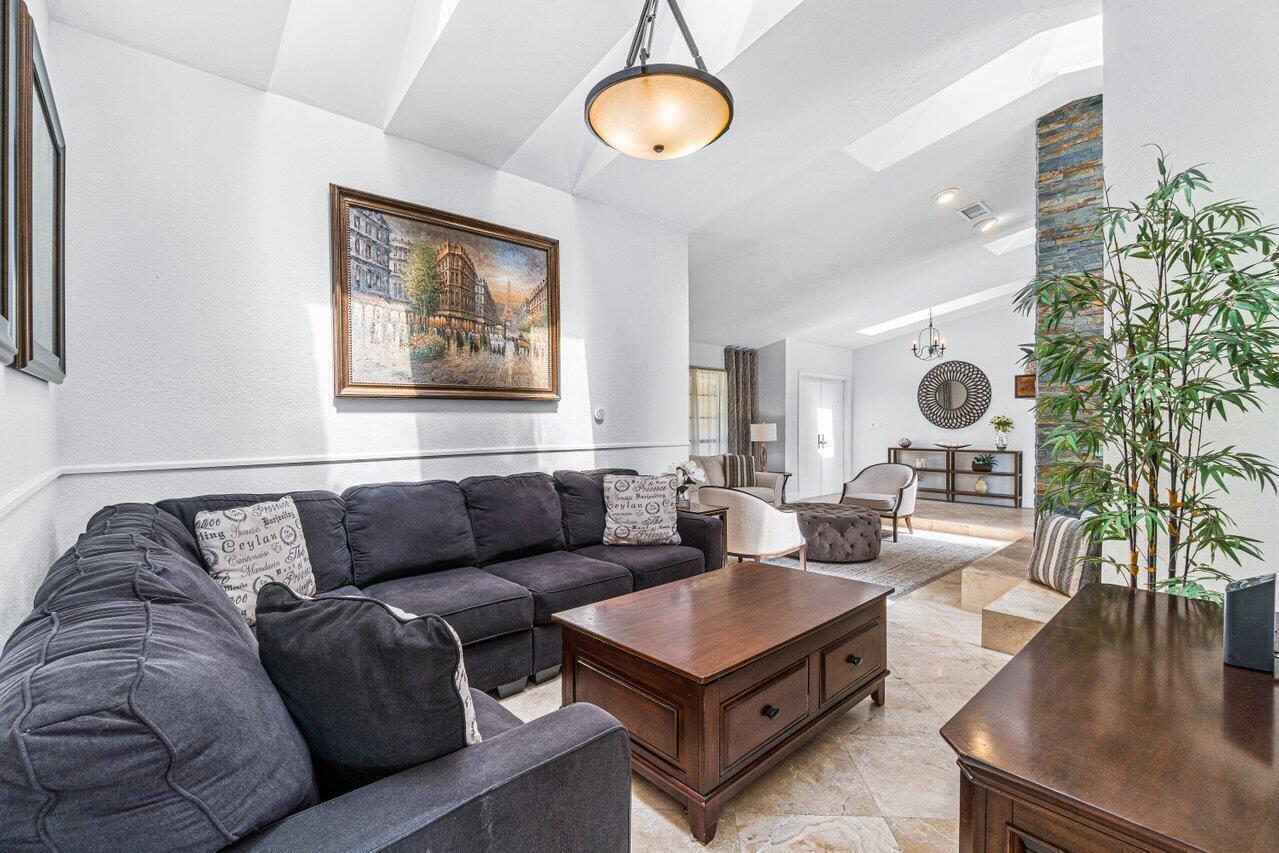 2276 Northwest 36th Street Boca Raton, FL 33431 - Photo 7 of 36 20230830143720482744000000-o
