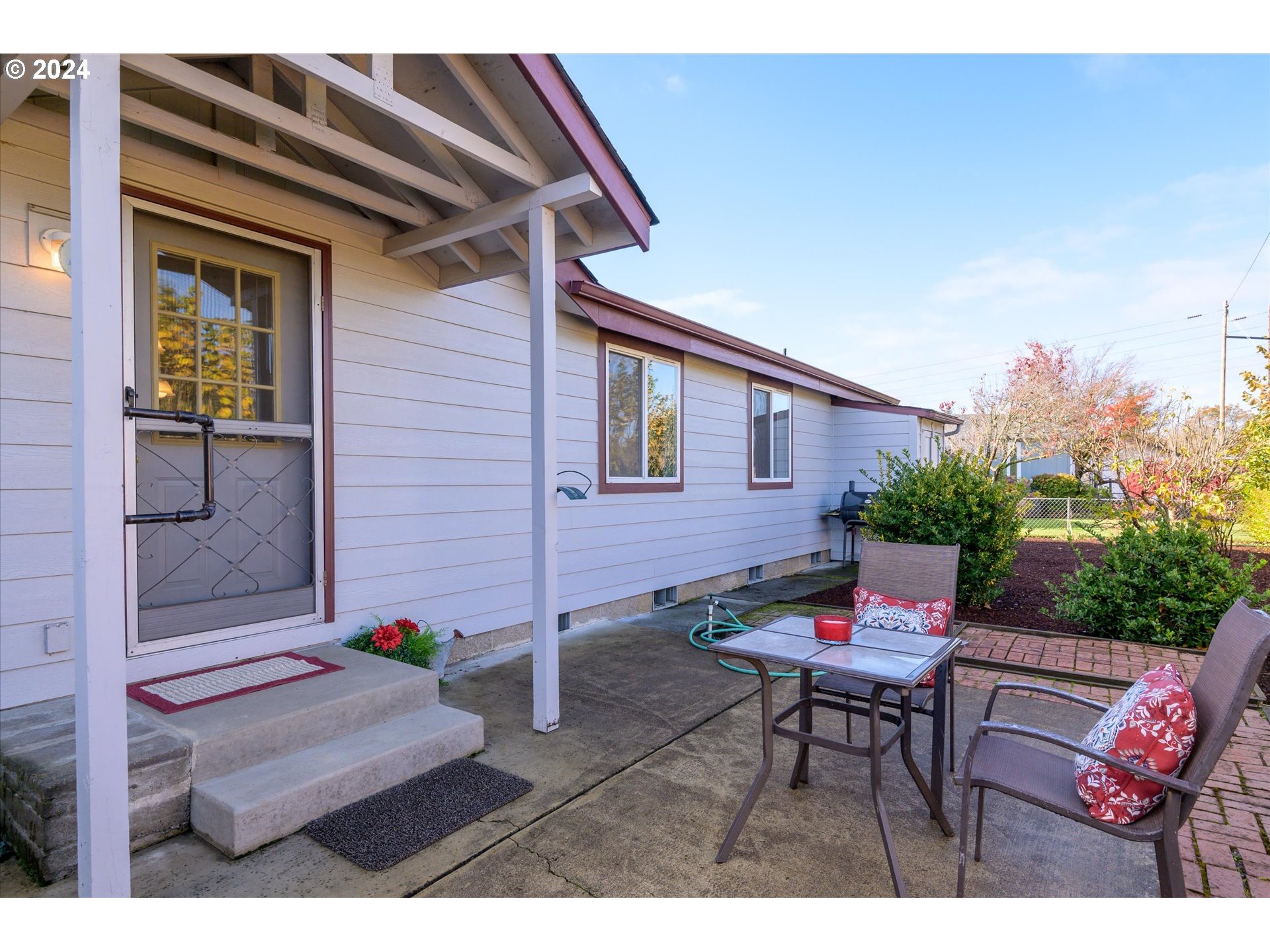 4055 Royal Avenue, Unit 142 Eugene, OR 97402 - Photo 21 of 26