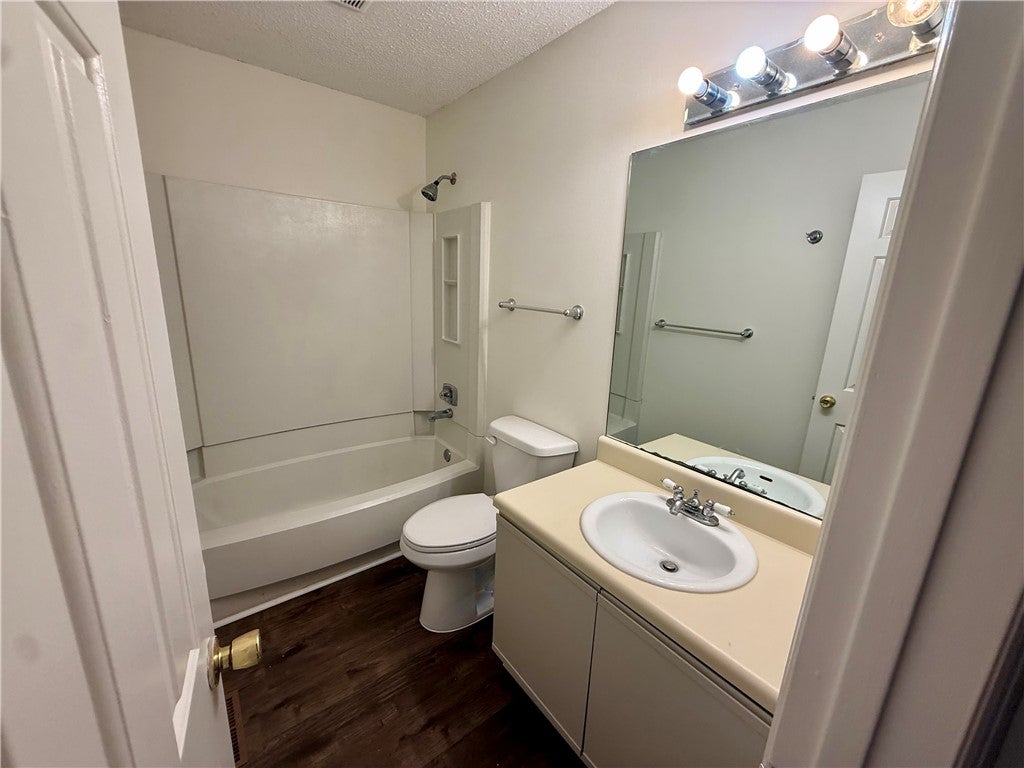 1761 Wire Road, Unit 213 Auburn, AL 36832 - Photo 11 of 22 Gallery Image 11