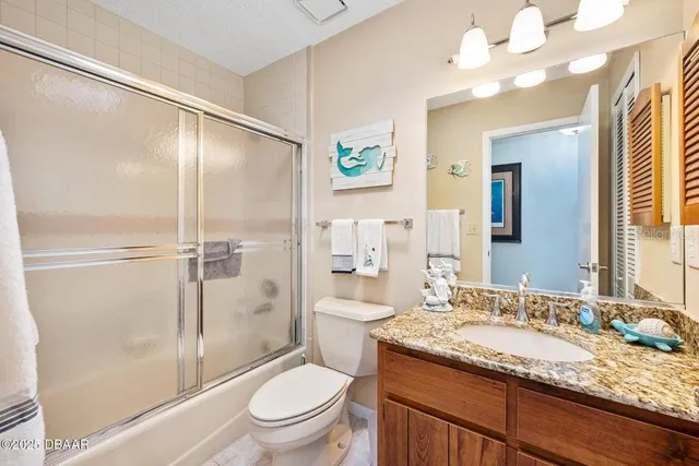 a view of a workspace with furniture