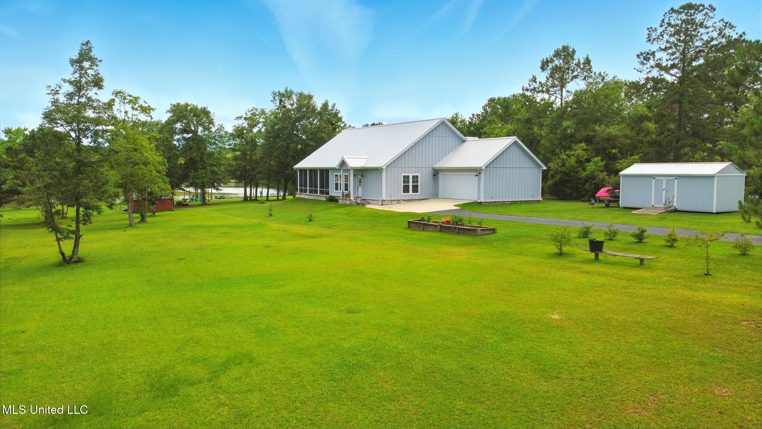 62 Treasure Point Carriere, MS 39426 - Photo 1 of 57 Front