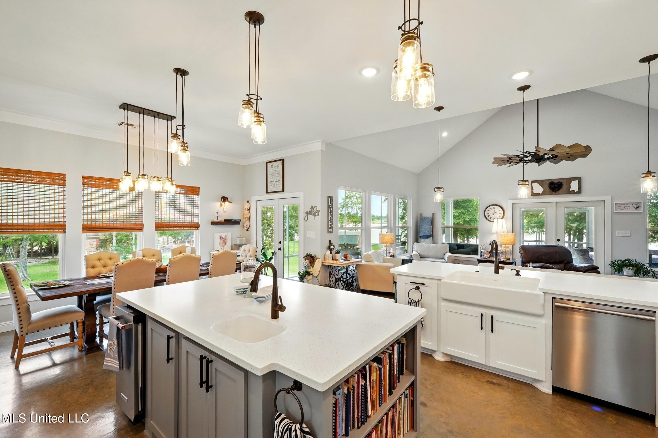 62 Treasure Point Carriere, MS 39426 - Photo 13 of 57 10_kitchen 5