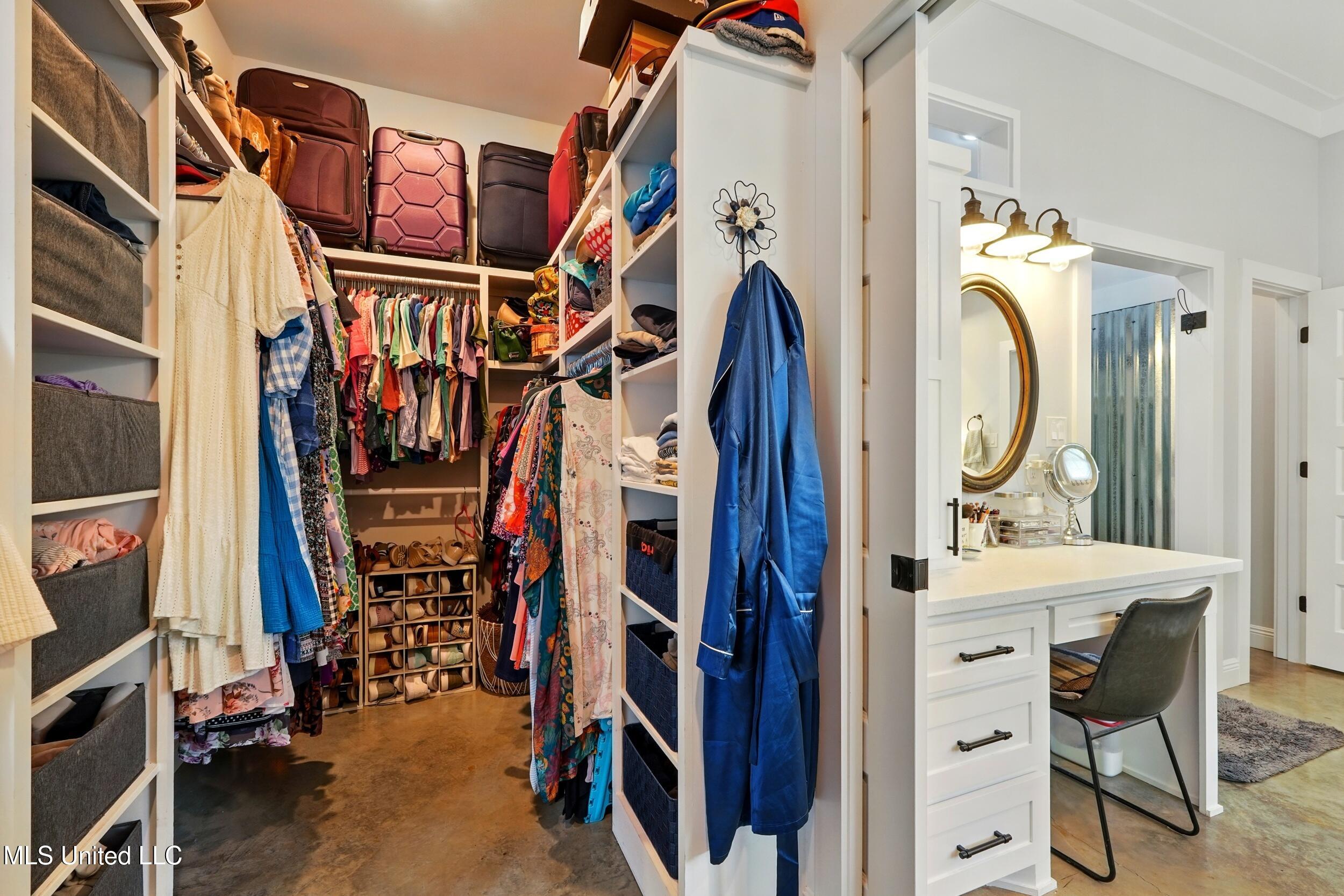 62 Treasure Point Carriere, MS 39426 - Photo 34 of 57 31_master closet 3