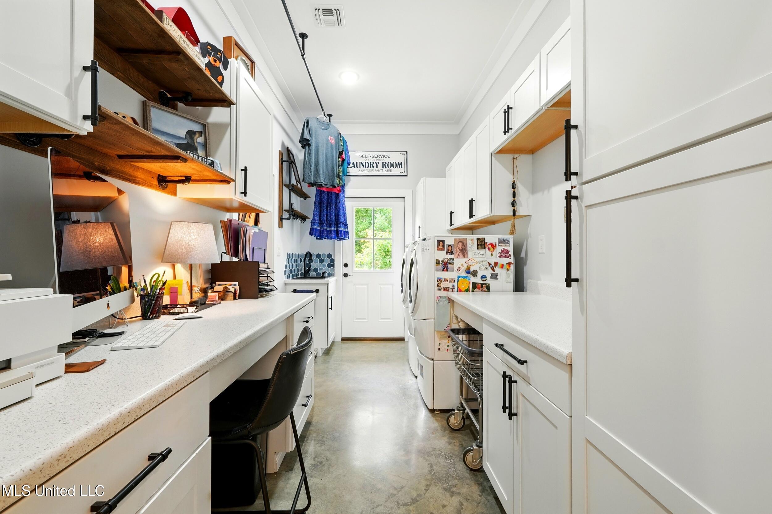 62 Treasure Point Carriere, MS 39426 - Photo 36 of 57 33_office