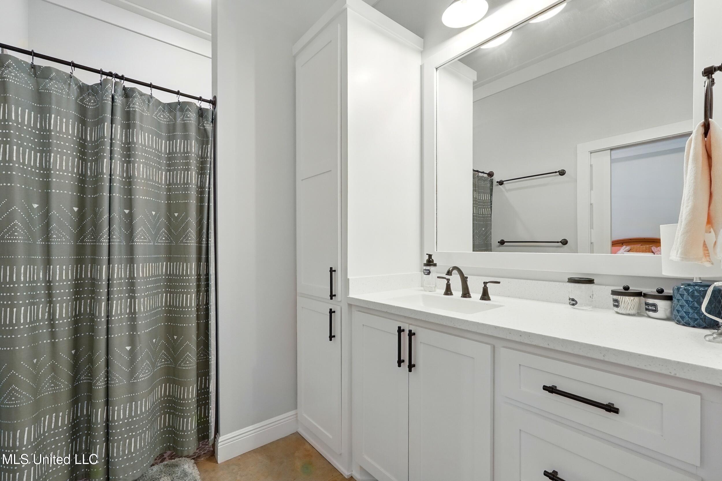 62 Treasure Point Carriere, MS 39426 - Photo 42 of 57 39_house bath 2