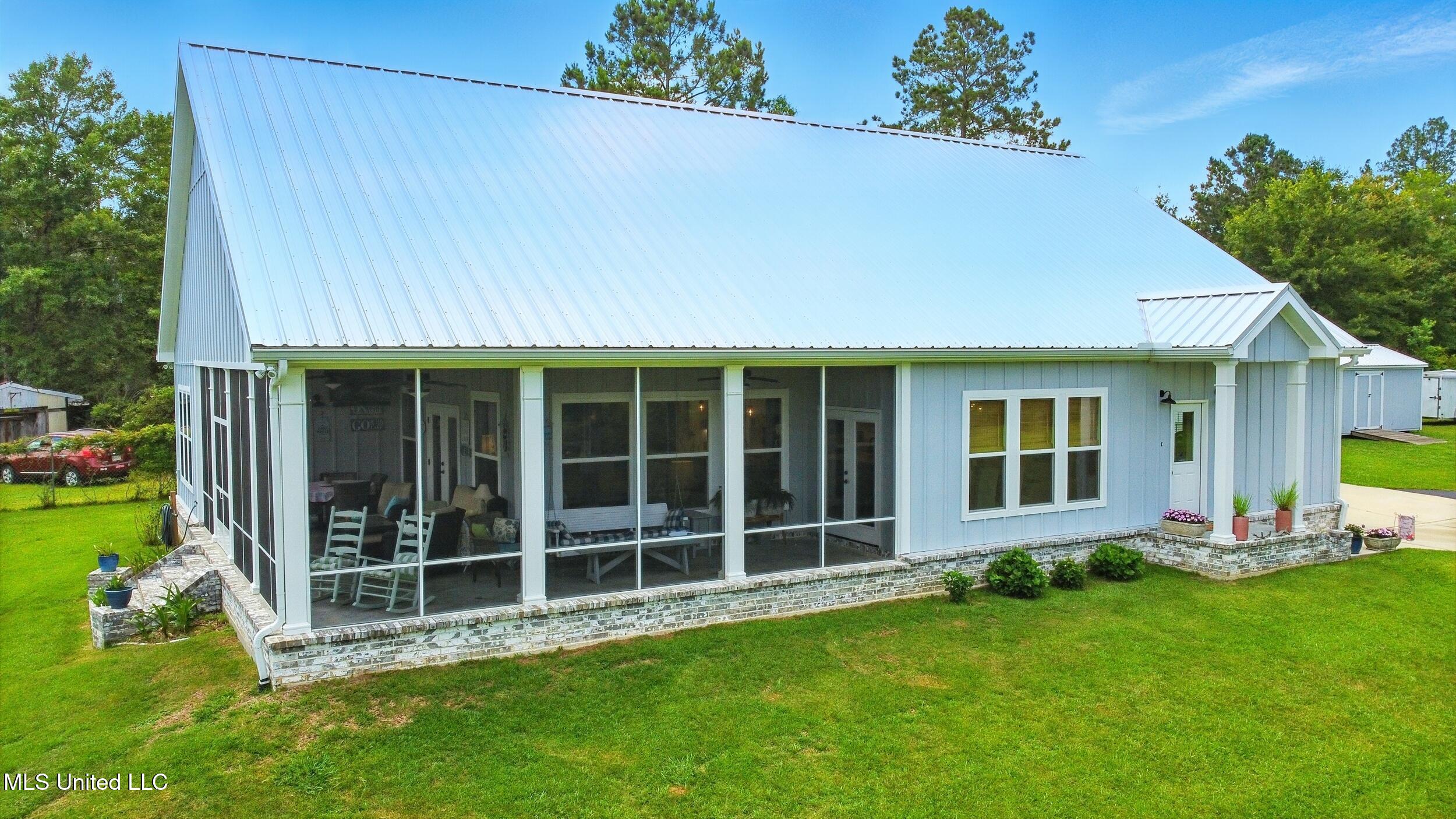 62 Treasure Point Carriere, MS 39426 - Photo 5 of 57 48_porch view