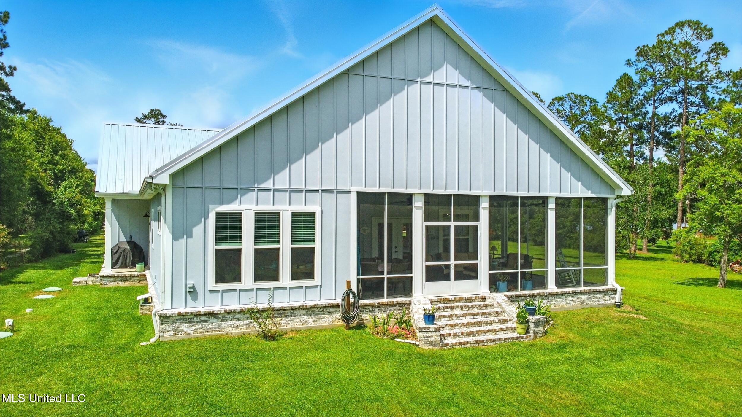 62 Treasure Point Carriere, MS 39426 - Photo 7 of 57 49_left side