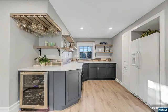 $999,000 | 30-06 Morlot Avenue, Fair Lawn, NJ 07410