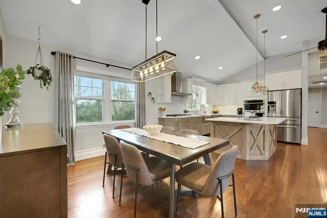 $999,000 | 30-06 Morlot Avenue, Fair Lawn, NJ 07410