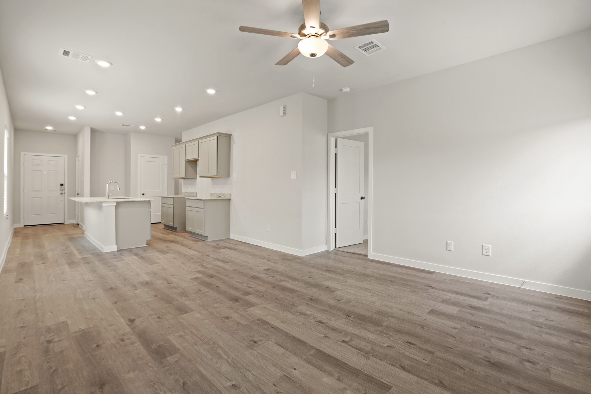 17206 King Eider Road Waller, TX 77484 - Photo 11 of 28 Representative Photo