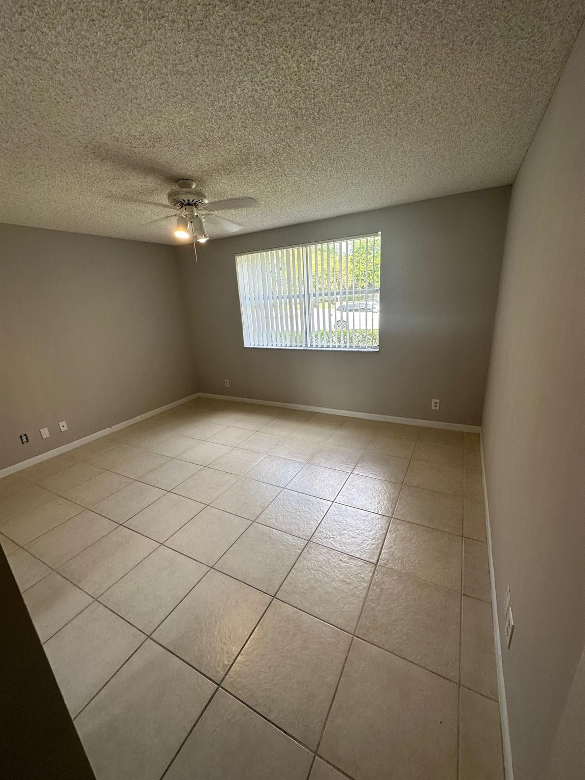 9001 Wiles Road Coral Springs, FL 33067 - Photo 8 of 10