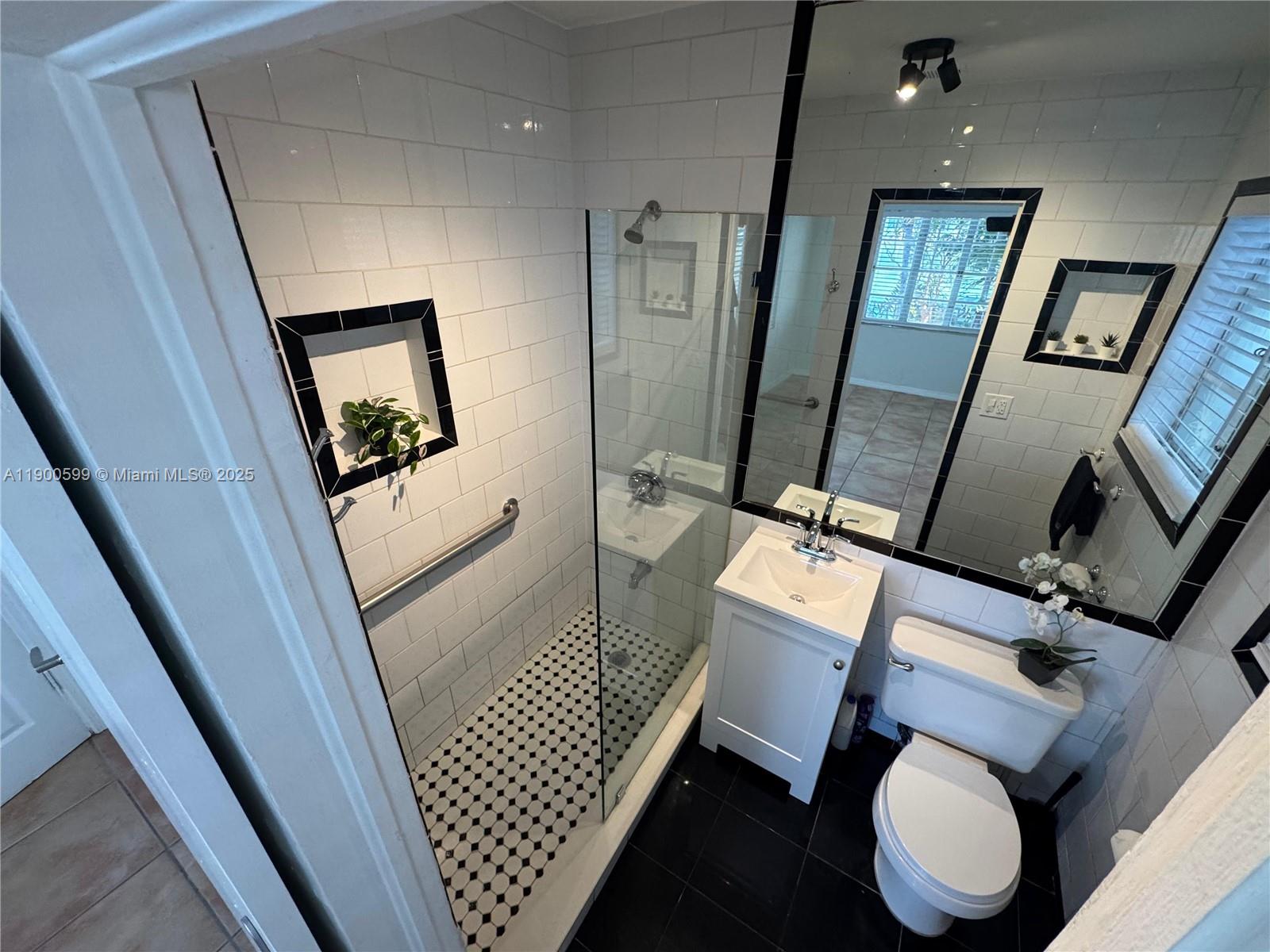 8300 Byron Avenue, Unit 5 Miami Beach, FL 33141 - Photo 9 of 12 a view of an entryway