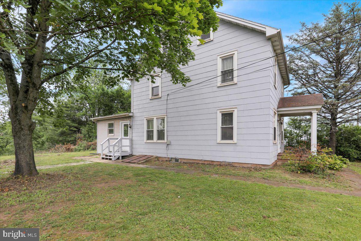 144 East Baumstown Road Birdsboro, PA 19508 - Photo 3 of 18