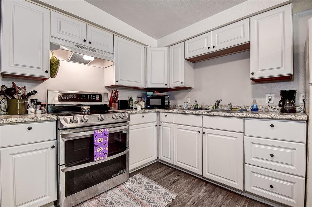 1818 Hacienda Way Holiday, FL 34690 - Photo 18 of 60