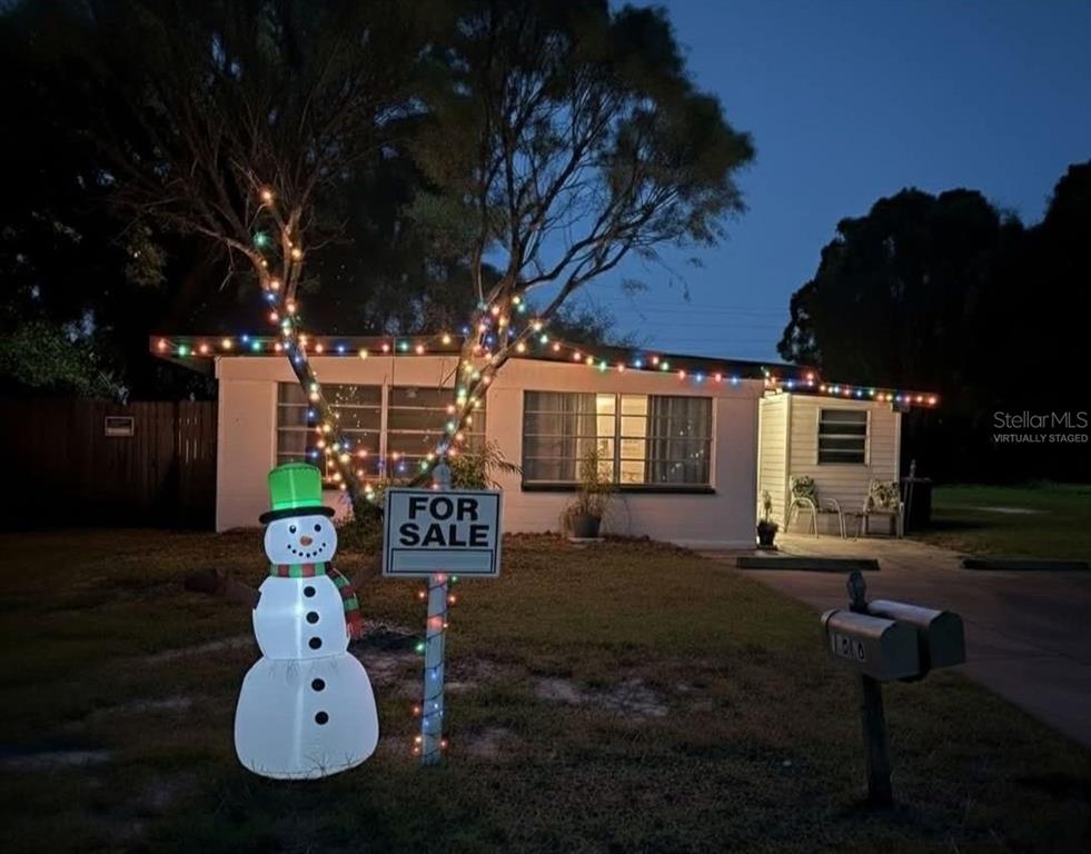 1818 Hacienda Way Holiday, FL 34690 - Photo 2 of 60