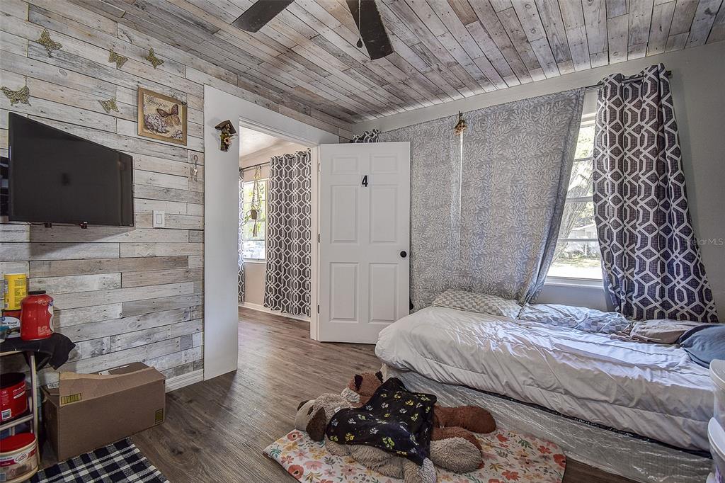 1818 Hacienda Way Holiday, FL 34690 - Photo 21 of 60