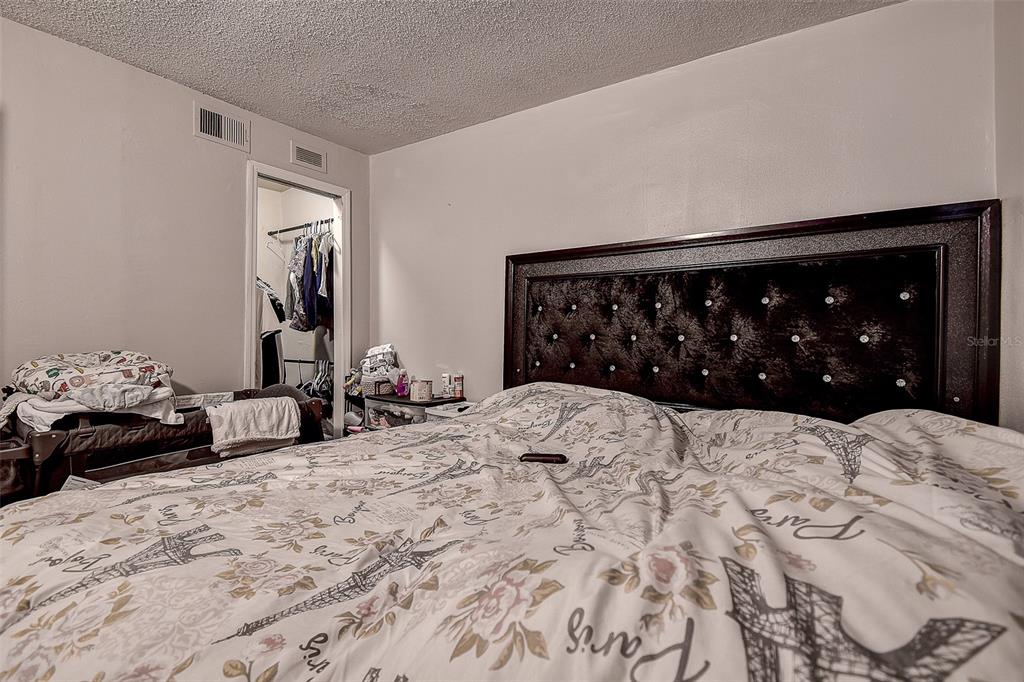 1818 Hacienda Way Holiday, FL 34690 - Photo 35 of 60