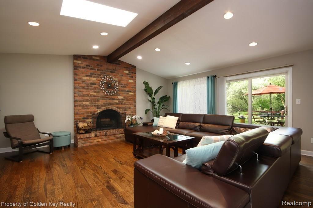 37520 West 8 Mile Road Farmington Hills, MI 48167 - Photo 18 of 26