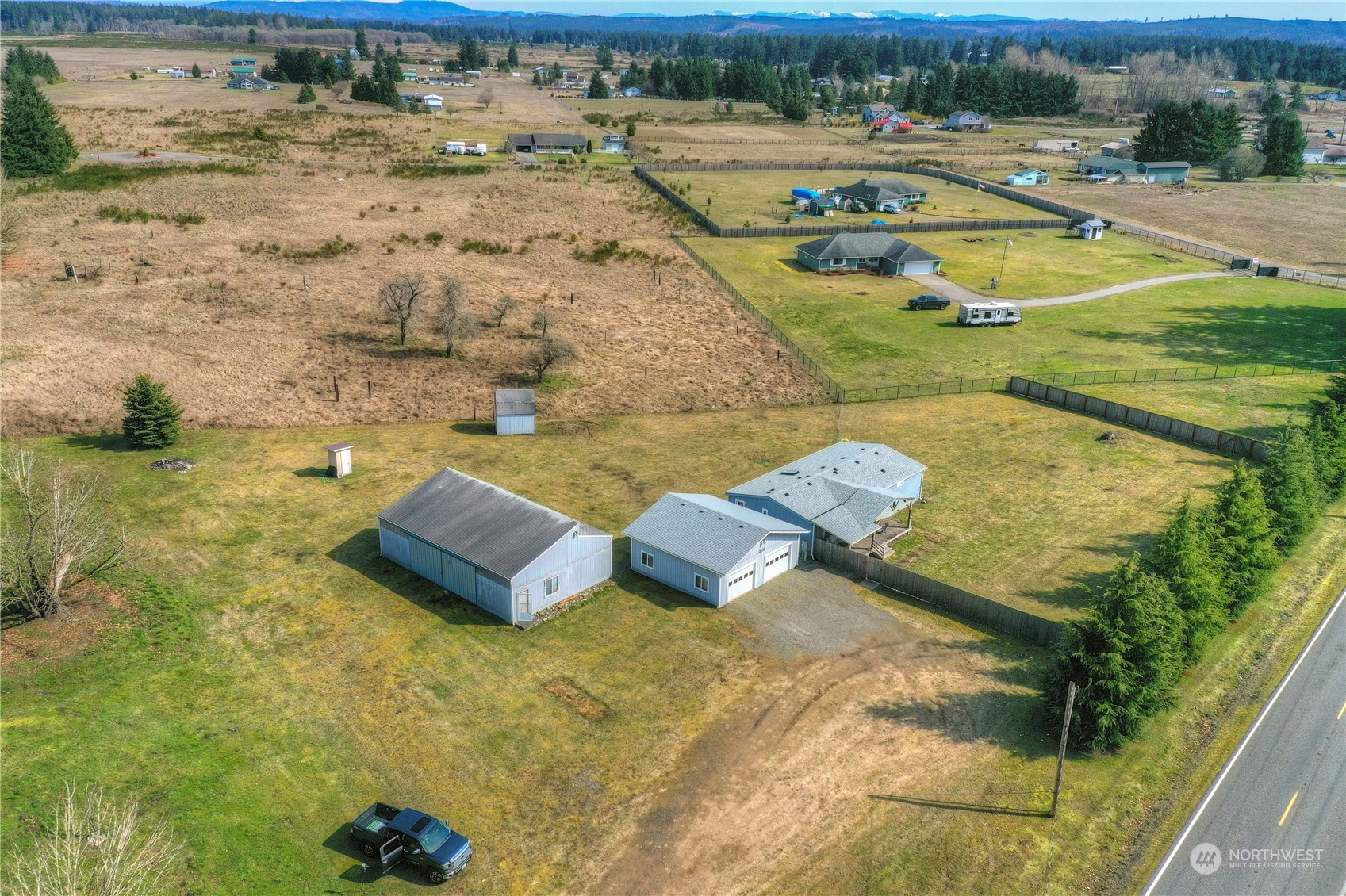 18130 Sargent Road Southwest Rochester, WA 98579 - Photo 5 of 25 Gallery Image 5