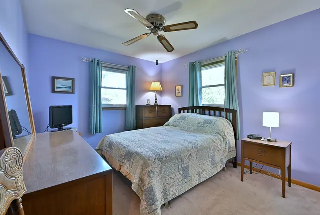 $429,000 | 1105 Fern Drive, Mount Prospect, IL 60056