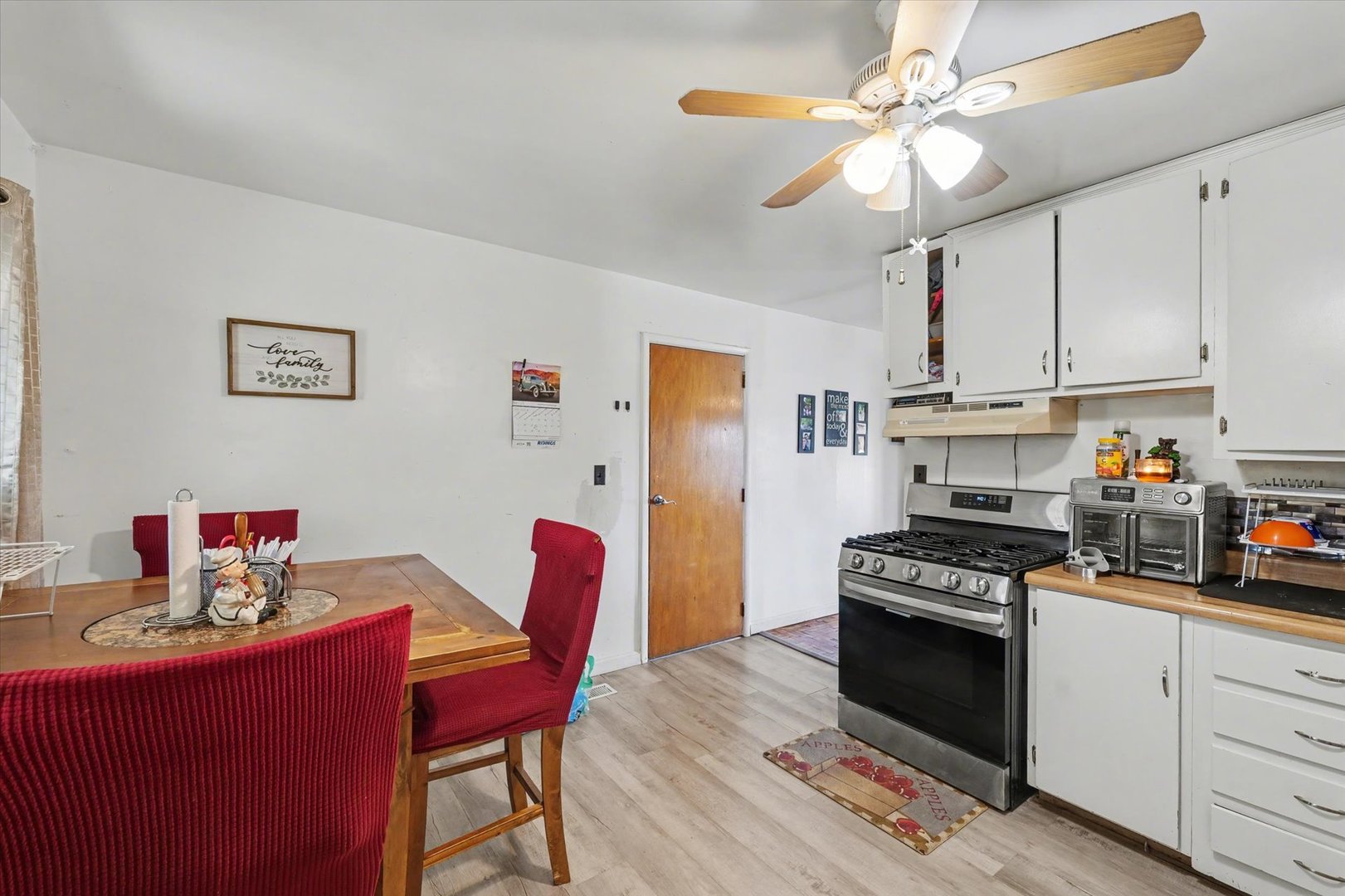 1208 South Duncan Road Champaign, IL 61821 - Photo 11 of 36