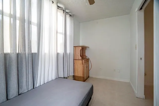 $1,650 | 606 West 81st Street, Unit 111, Hialeah, FL 33014