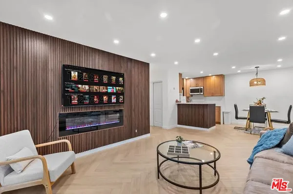 $4,500 | 4710 Park Granada, Unit 178, Calabasas, CA 91302