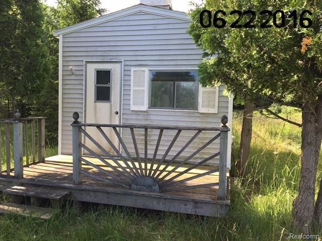 7086 Galbraith Line Road Lexington, MI 48450 - Photo 31 of 33 IMG_0224.JPG