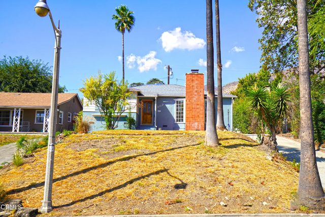 $930,000 | 1007 East Palm Street, Altadena, CA 91001