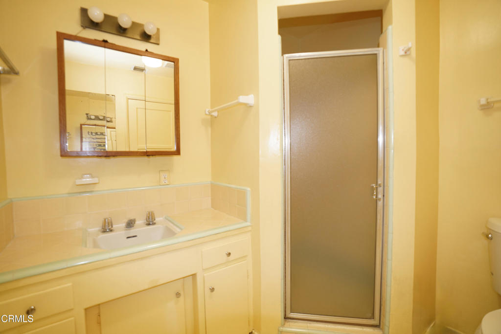 1007 East Palm Street Altadena, CA 91001 - Photo 12 of 20 3/4 Bathroom