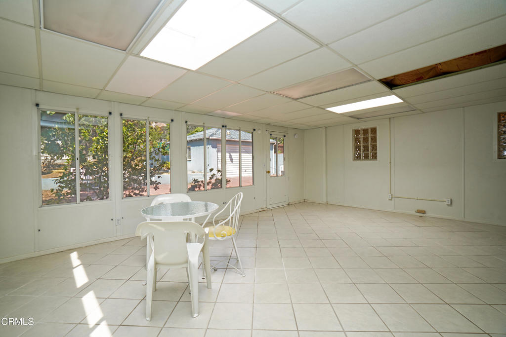1007 East Palm Street Altadena, CA 91001 - Photo 14 of 20 Office/Bonus Room
