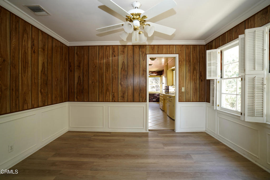 1007 East Palm Street Altadena, CA 91001 - Photo 6 of 20 Formal Dining Room