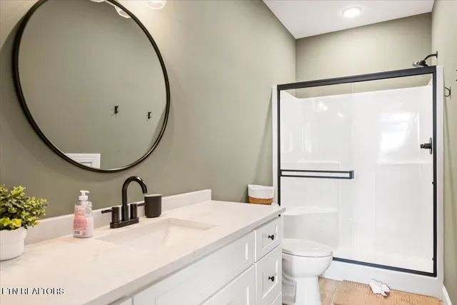 $345,000 | 118 East Hbr Vw Lane, Unit A, La Follette, TN 37766