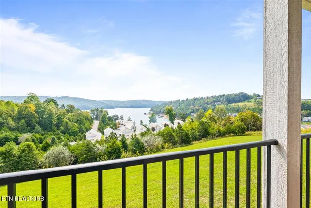 $345,000 | 118 East Hbr Vw Lane, Unit A, La Follette, TN 37766