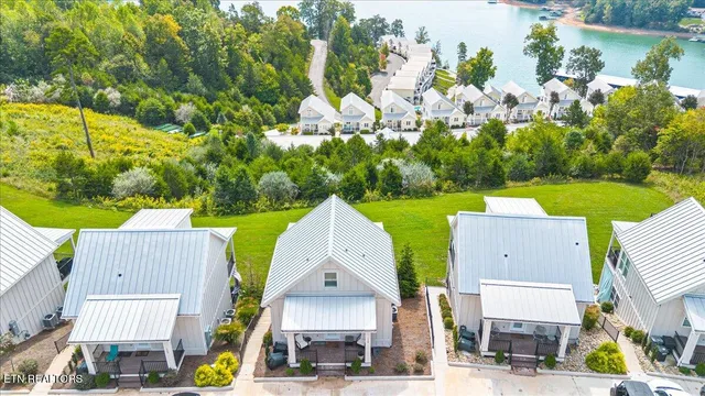 $345,000 | 118 East Hbr Vw Lane, Unit A, La Follette, TN 37766