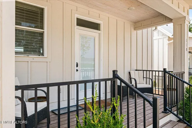 $345,000 | 118 East Hbr Vw Lane, Unit A, La Follette, TN 37766