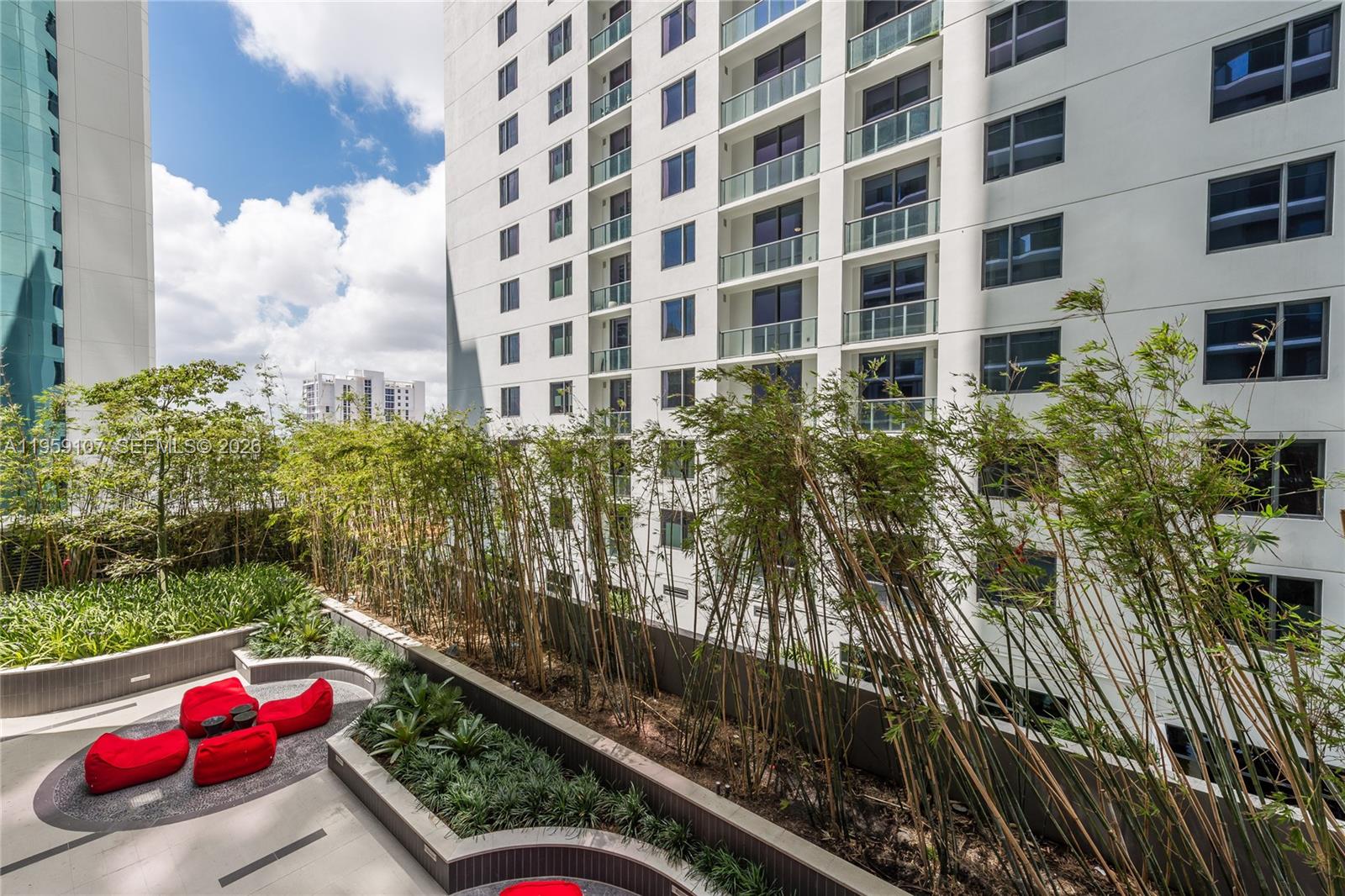 55 Southwest 9th Street, Unit 1010 Miami, FL 33130 - Photo 18 of 26