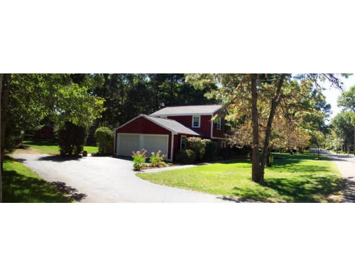 22 Emerson Road Medfield, MA 02052 - Photo 3 of 19 Gallery Image 3