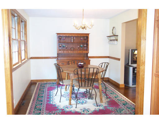 22 Emerson Road Medfield, MA 02052 - Photo 9 of 19 Gallery Image 9
