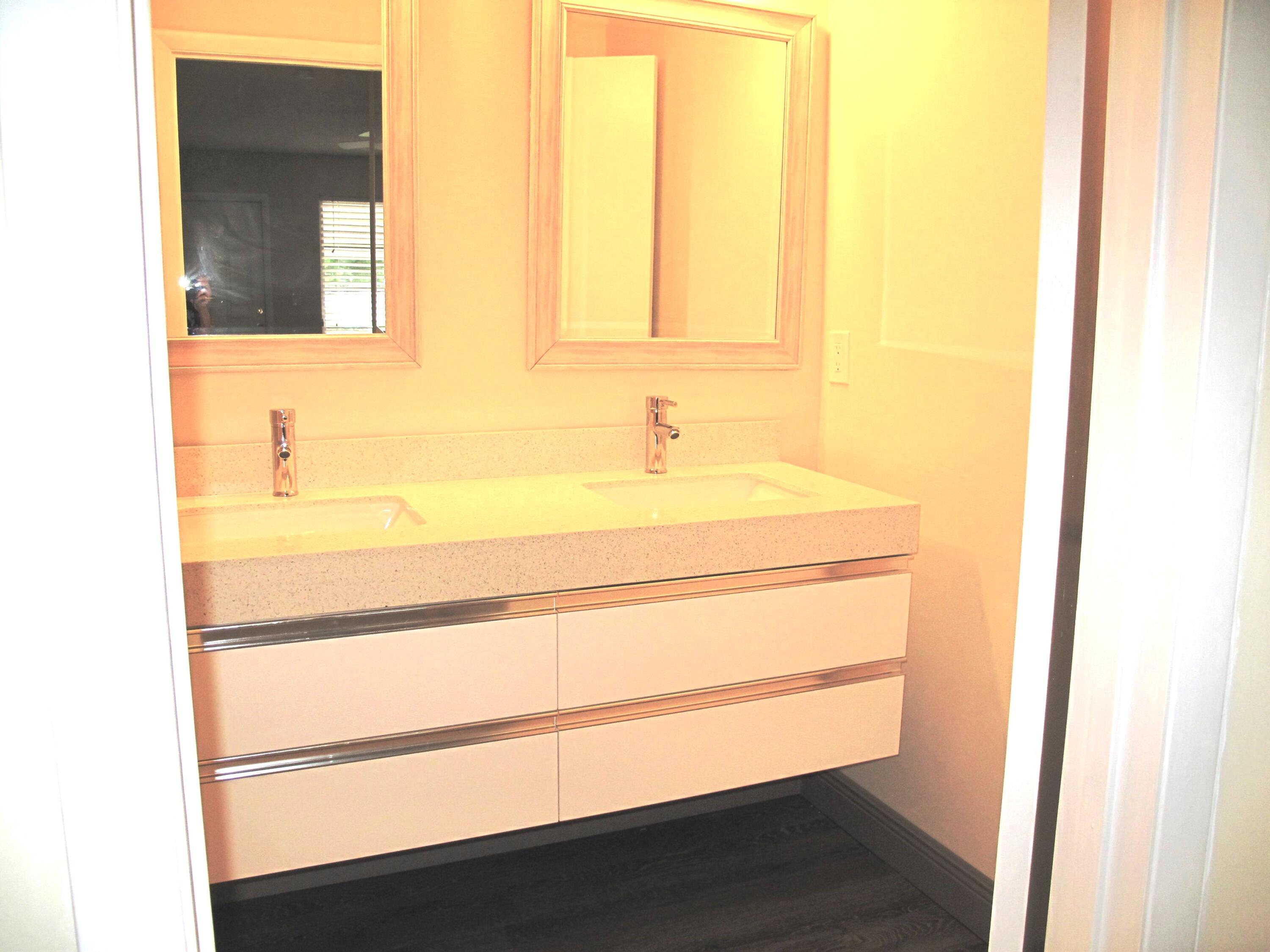 1202 South Drive Circle, Unit B Delray Beach, FL 33445 - Photo 33 of 57 Remodeled Master bathroom (2)