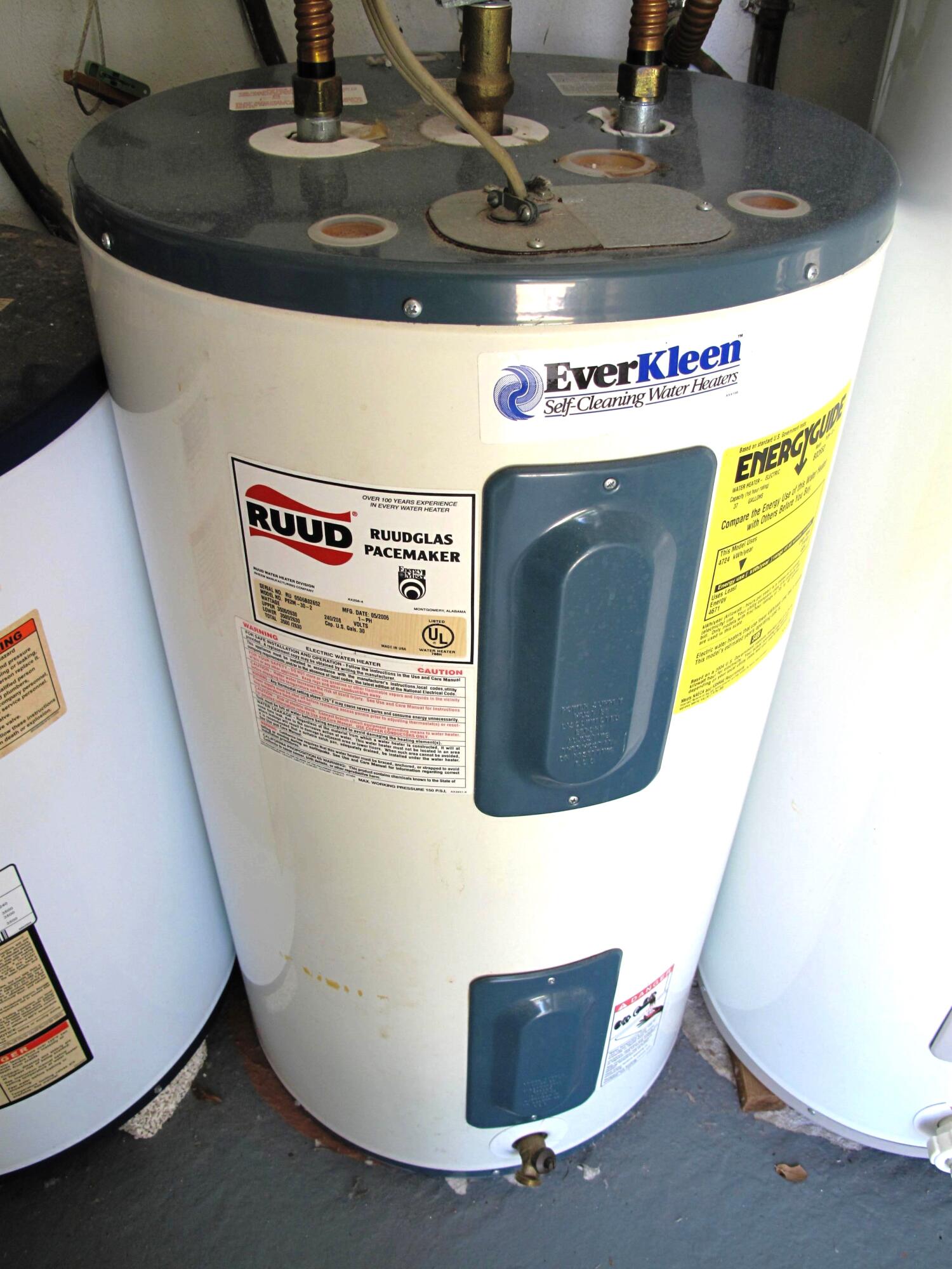 1202 South Drive Circle, Unit B Delray Beach, FL 33445 - Photo 40 of 57 water heater