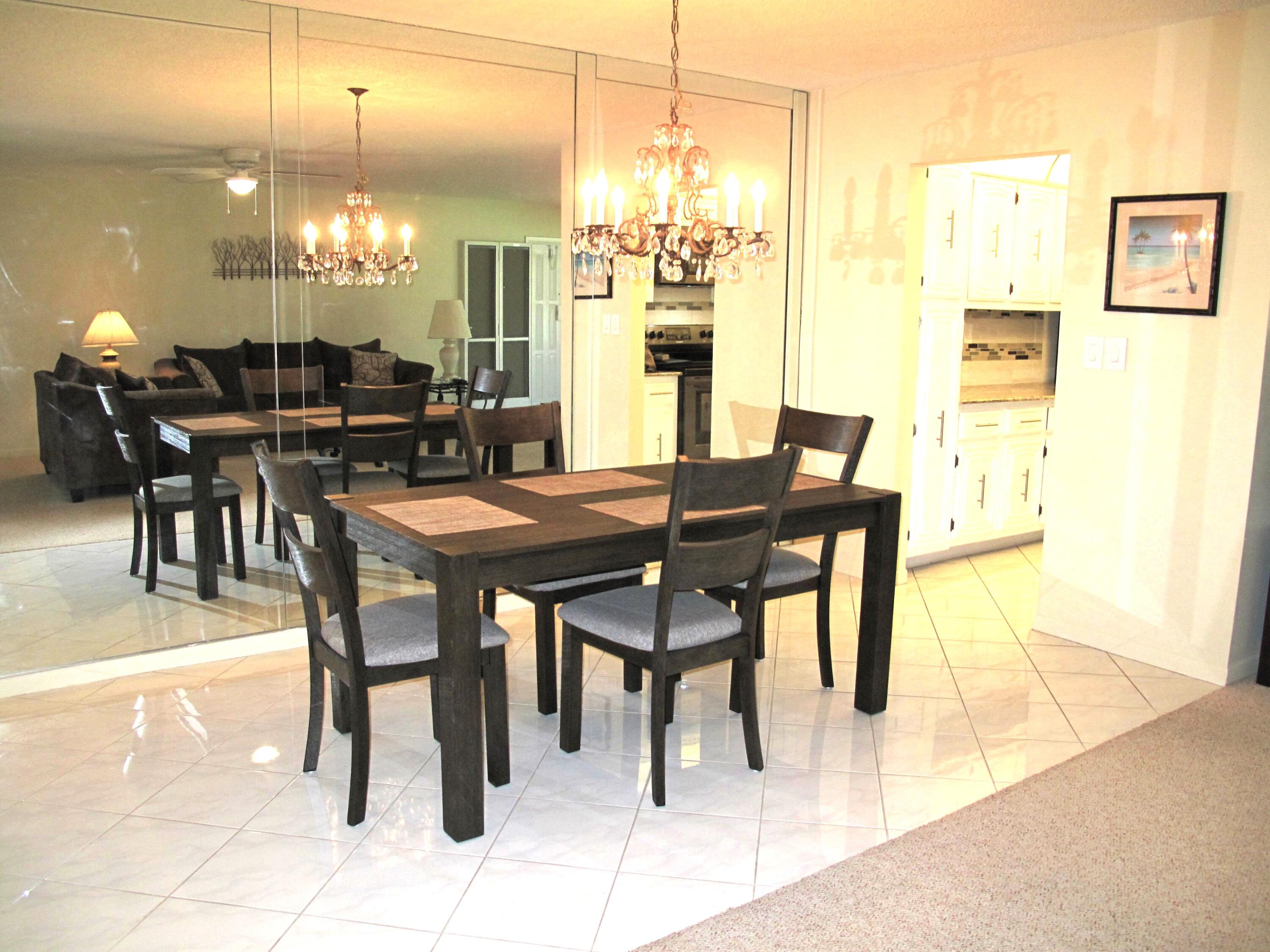 1202 South Drive Circle, Unit B Delray Beach, FL 33445 - Photo 5 of 57 Dining area view (2)