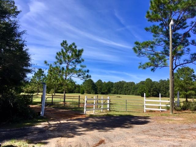 1-ac Peacock Road DeFuniak Springs, FL 32433 - Photo 5 of 6 Neighbor Across the Street