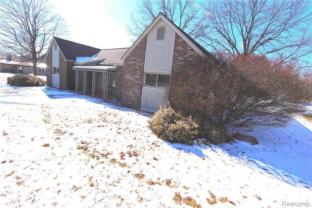 14221 Newburgh Road Livonia, MI 48154 - Photo 3 of 48 IMG_8947_InPixio.jpg