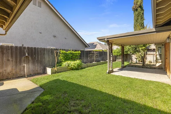 $742,000 | 19547 Windrift Way, Woodbridge, CA 95258