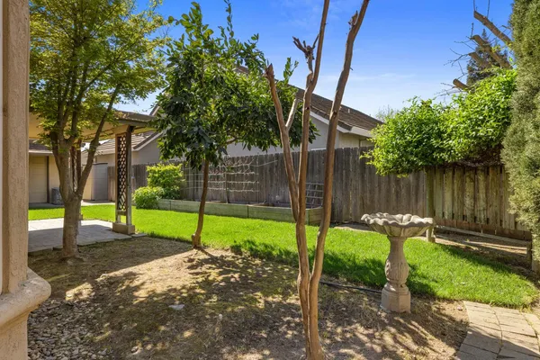 $742,000 | 19547 Windrift Way, Woodbridge, CA 95258