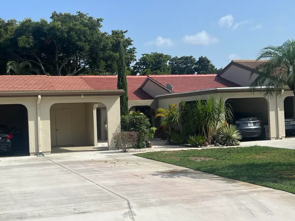 $2,400 | 5975 Forest Grove Drive, Unit 2, Boynton Beach, FL 33437
