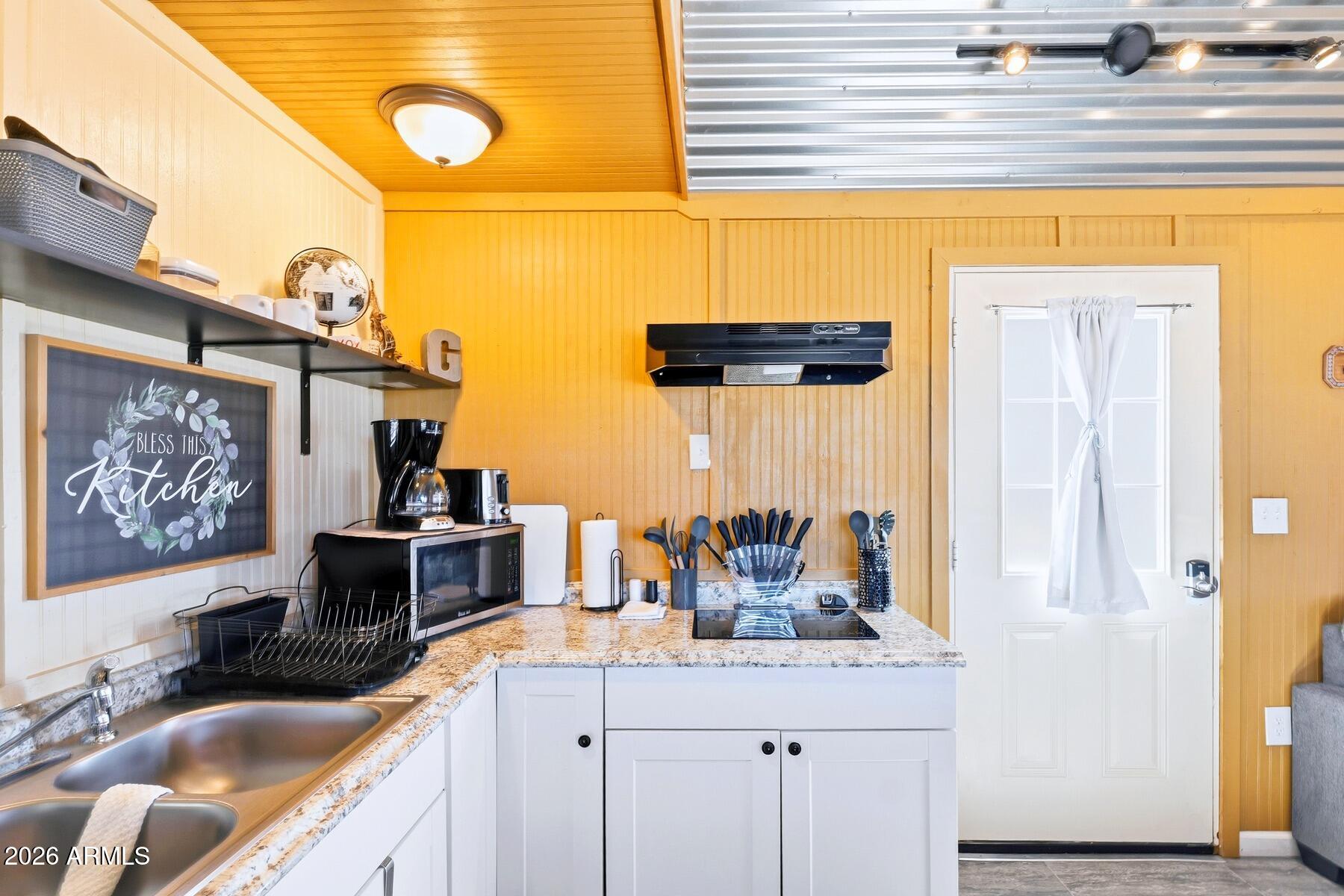 1231 South Rio Vista Road Bisbee, AZ 85603 - Photo 12 of 33 12